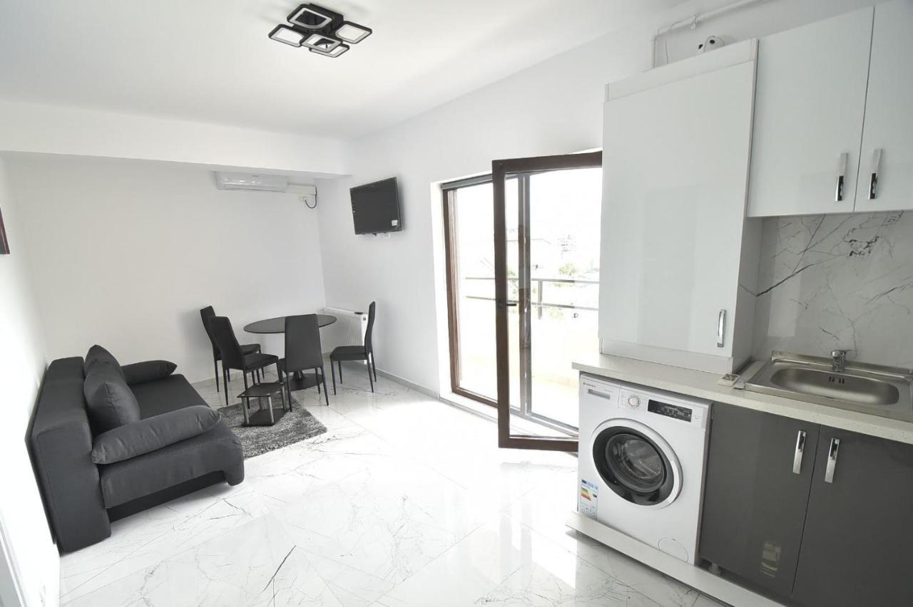 Отель Casa Roma Нэводари Экстерьер фото